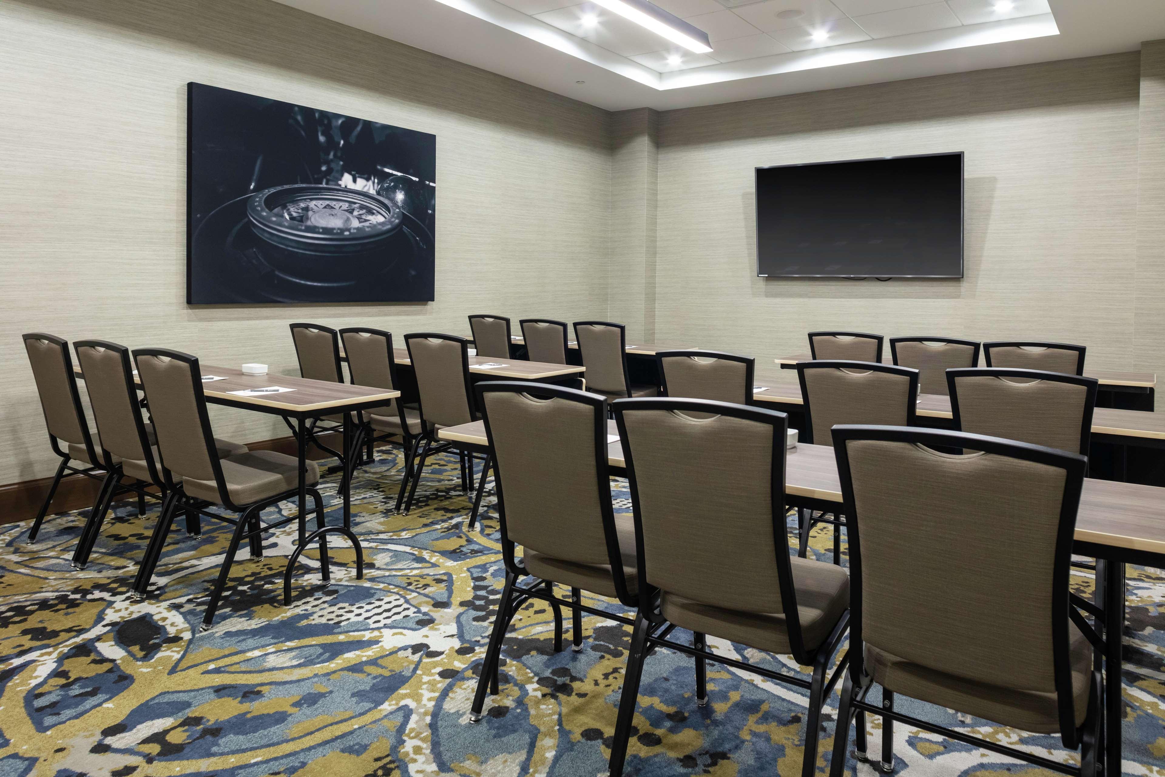Embassy Suites By Hilton Grand Rapids Downtown Екстер'єр фото