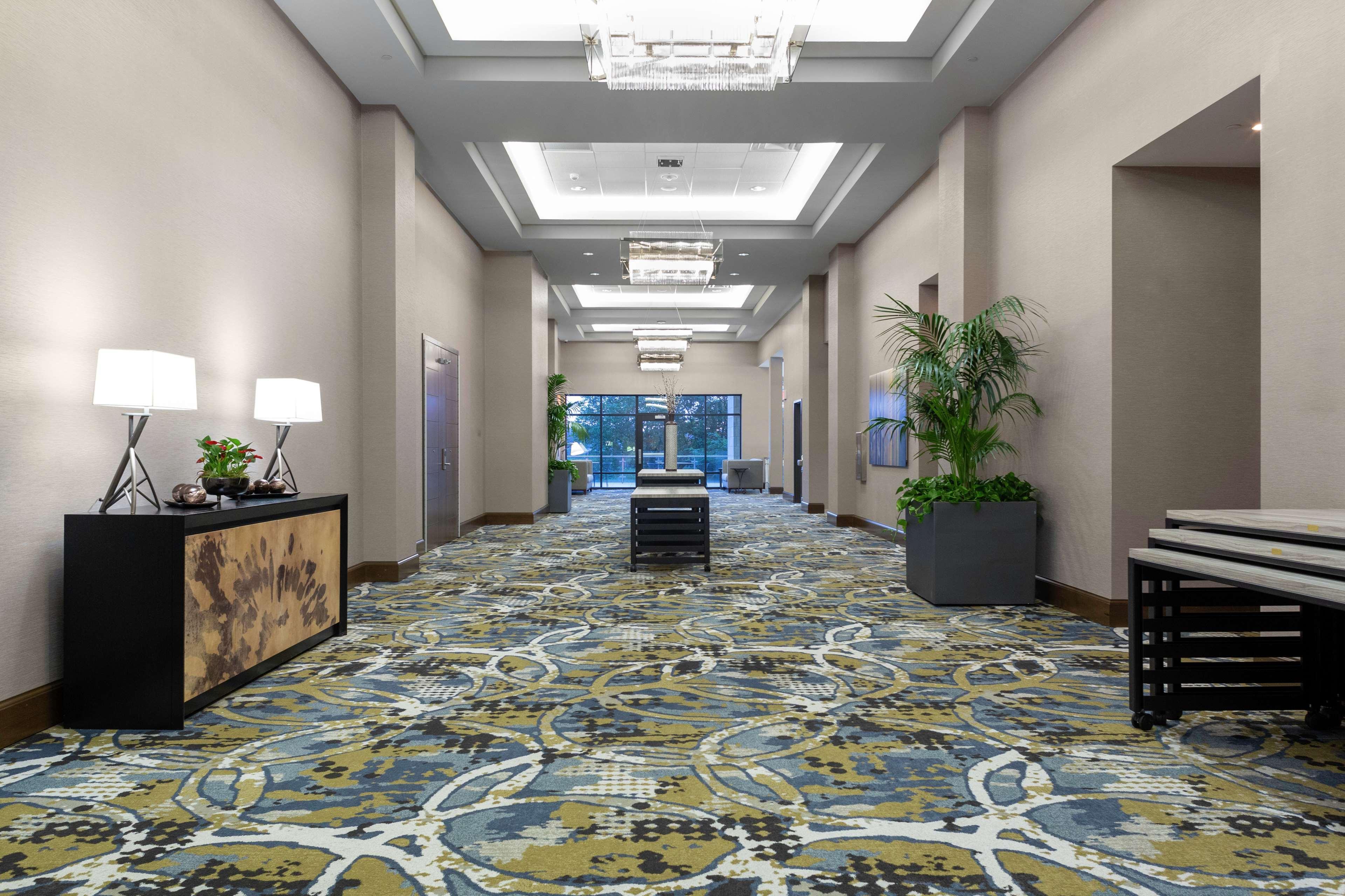 Embassy Suites By Hilton Grand Rapids Downtown Екстер'єр фото