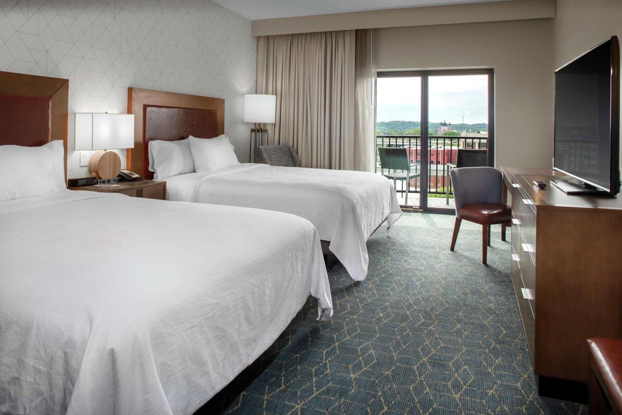 Embassy Suites By Hilton Grand Rapids Downtown Екстер'єр фото