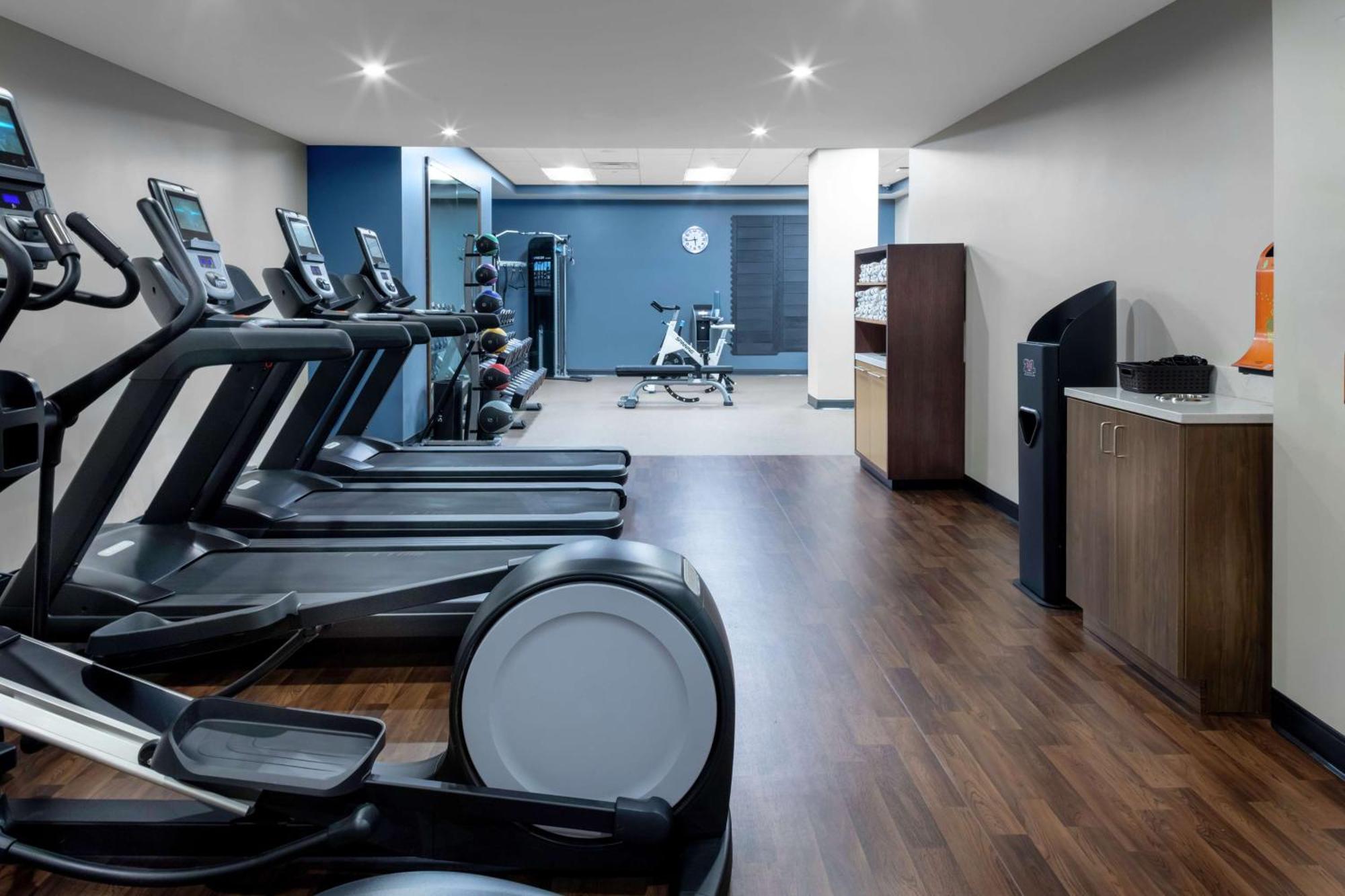 Embassy Suites By Hilton Grand Rapids Downtown Екстер'єр фото